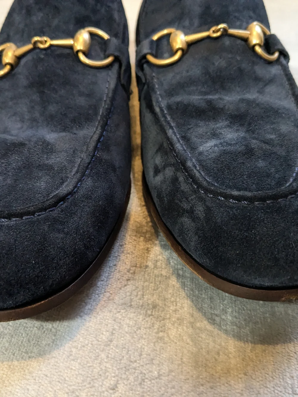 Gucci Men’s Navy Suede Horsebit Loafers US 9
